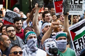 ‘V for Vendetta’-masked anarchists and sanctimonious students, getting up early to look cool in keffiyehs.